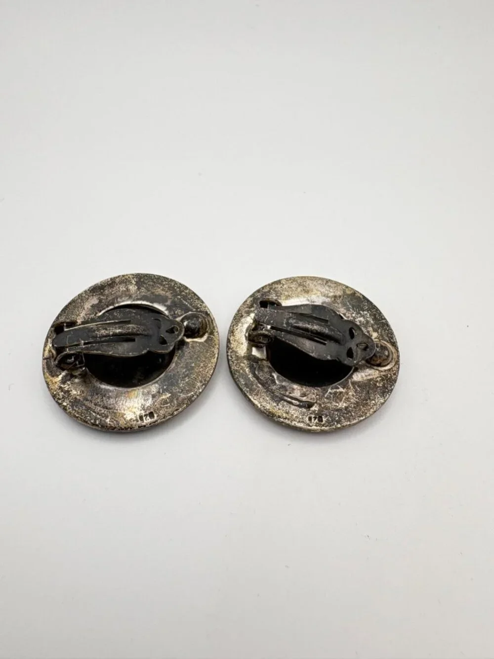 Vintage 925 Sterling Silver Black Onyx Onyx Marcasite Round Clip On Earrings